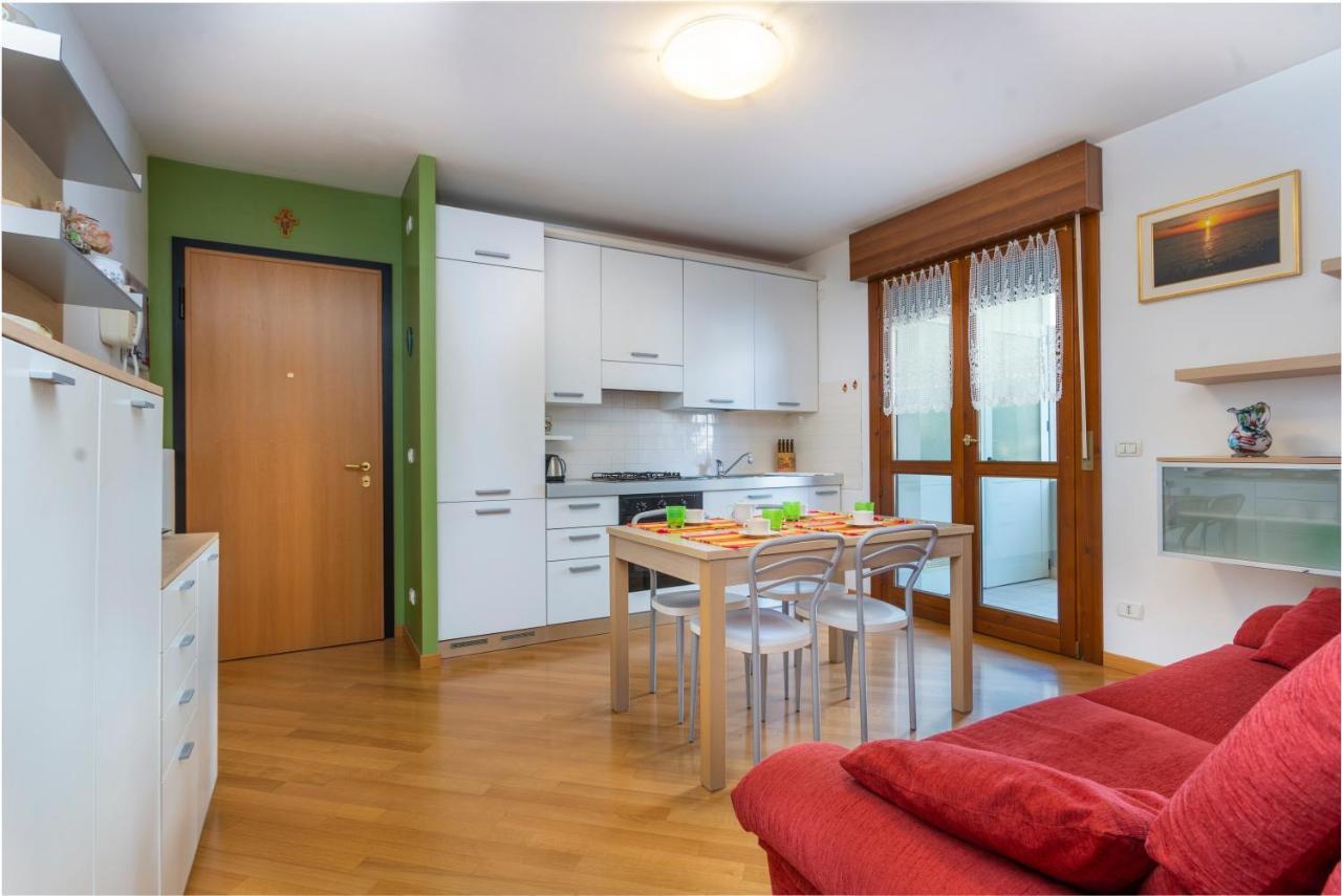 Ai Gelsomini - Lovely Flat With Terrace And Parking! Údine Exterior foto