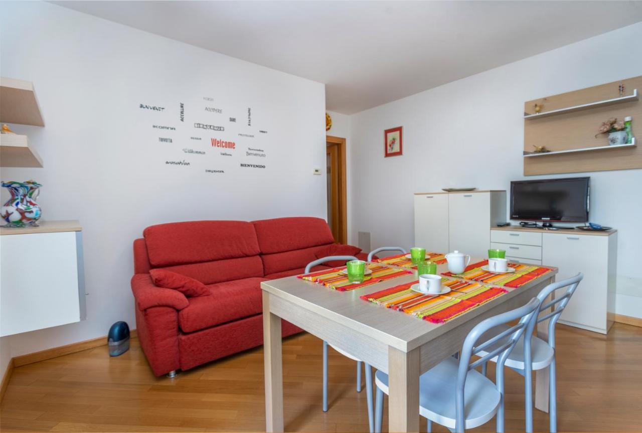 Ai Gelsomini - Lovely Flat With Terrace And Parking! Údine Exterior foto